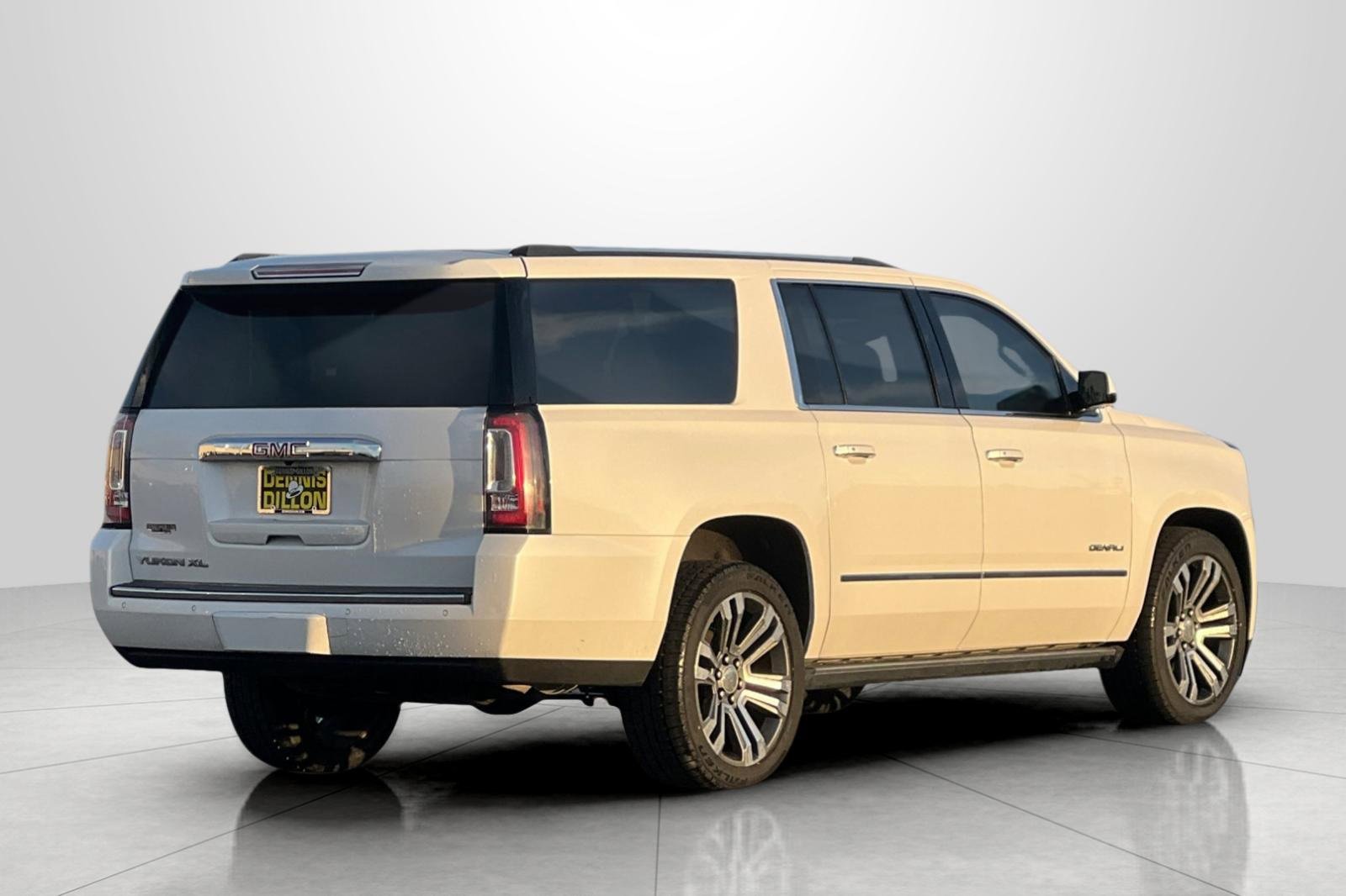 Used 2018 GMC Yukon XL Denali w/ Denali Ultimate Package image 5