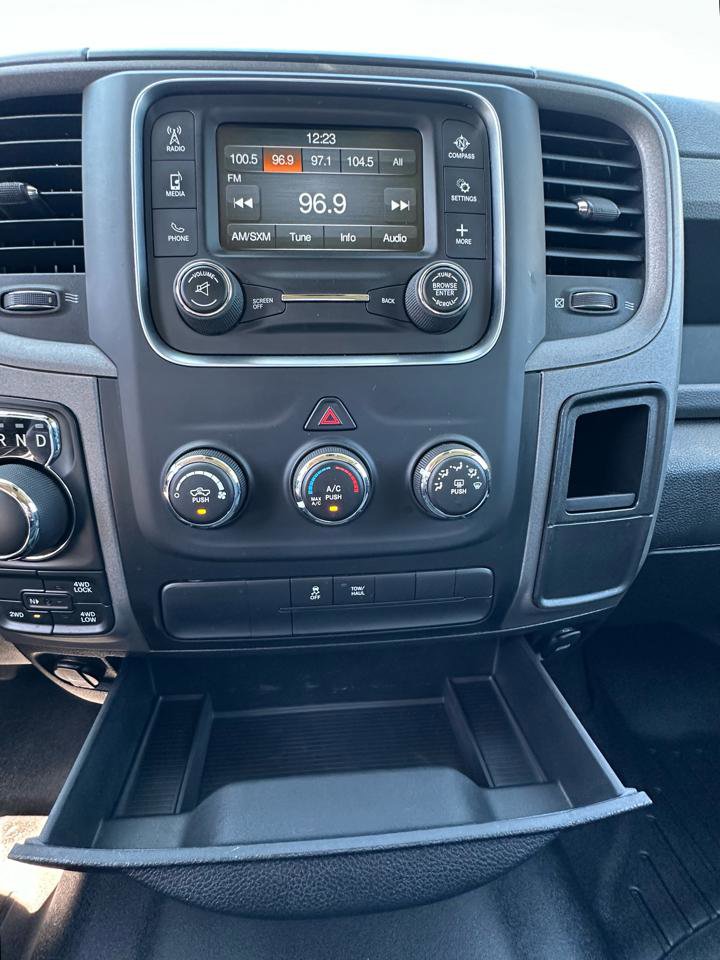 Used 2018 RAM 1500 Express w/ Express Value Package AWD/4WD image 28