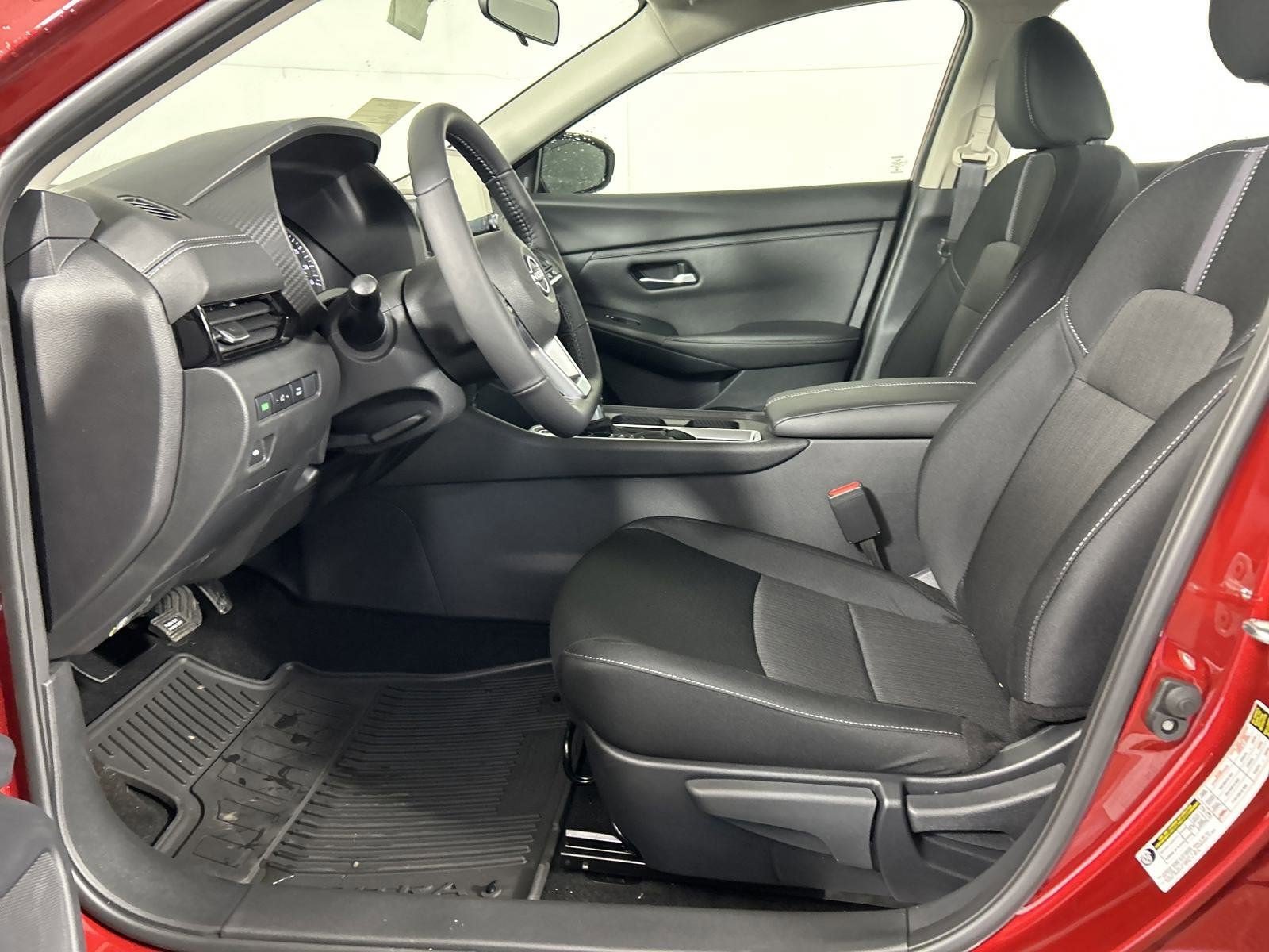 New 2025 Nissan Sentra SV w/ All-Weather Package FWD image 9