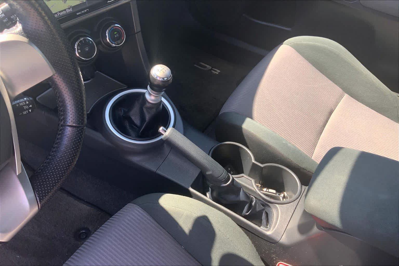 Used 2016 Scion tC FWD image 16
