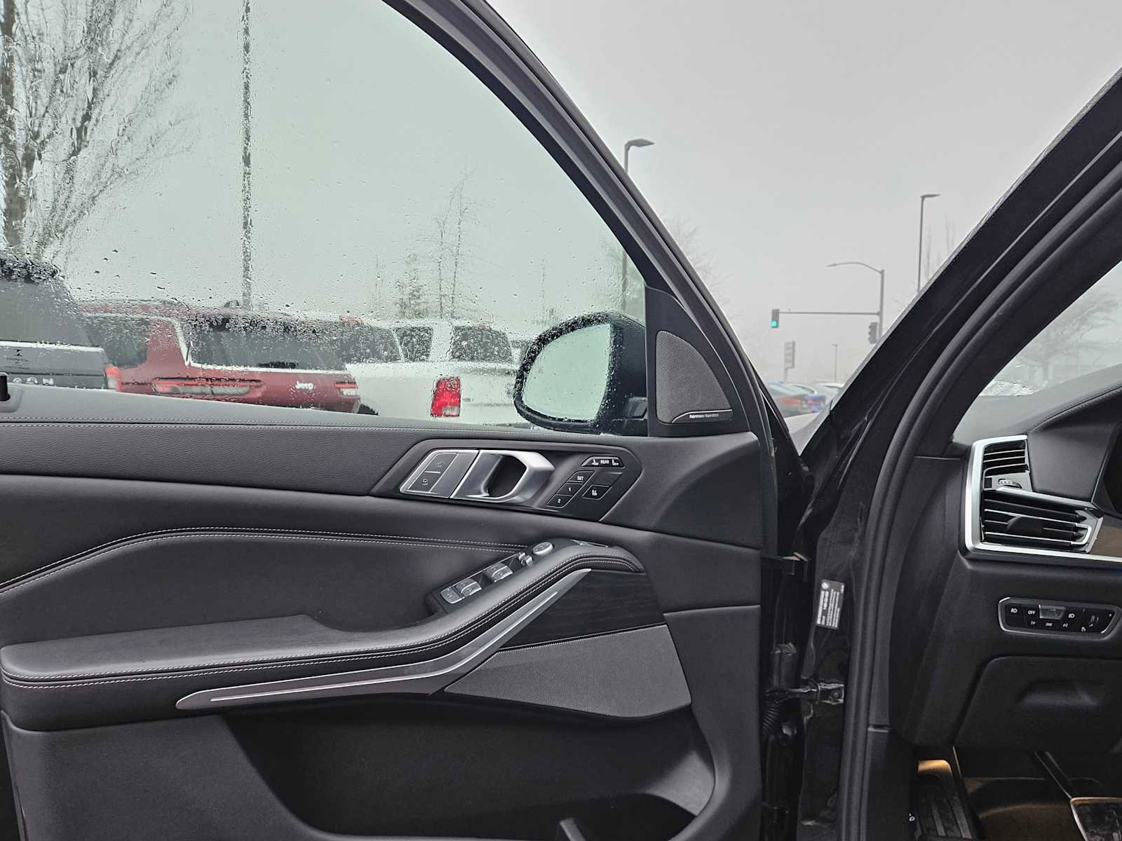 Used 2019 BMW X7 xDrive50i w/ Dynamic Handling Package image 23