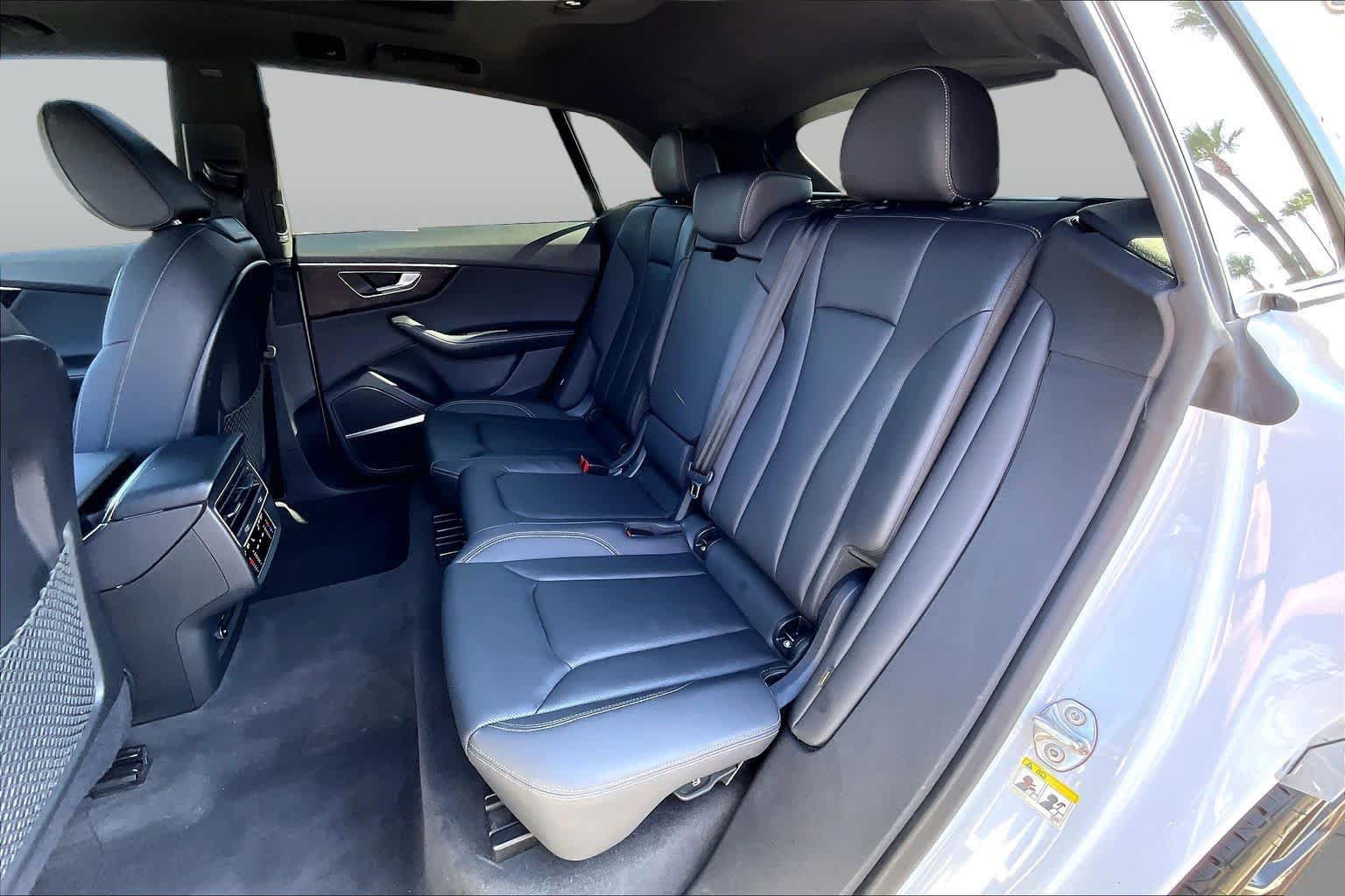 Used 2023 Audi Q8 Premium Plus w/ Premium Plus Package AWD/4WD image 18