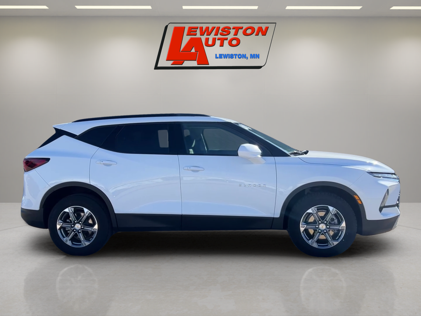Certified 2025 Chevrolet Blazer LT w/ Convenience Package AWD/4WD image 6