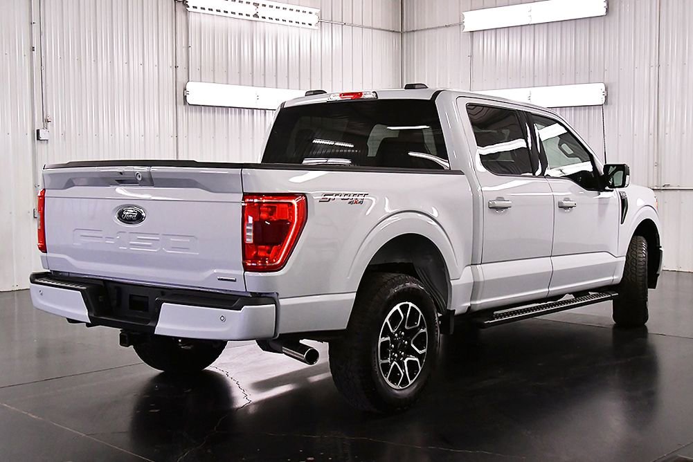 Used 2022 Ford F150 XLT w/ Equipment Group 302A High AWD/4WD image 7