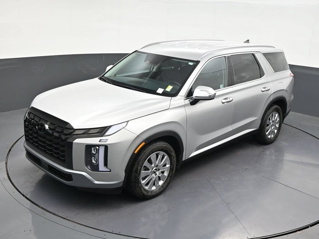 Used 2025 Hyundai Palisade SEL FWD image 16