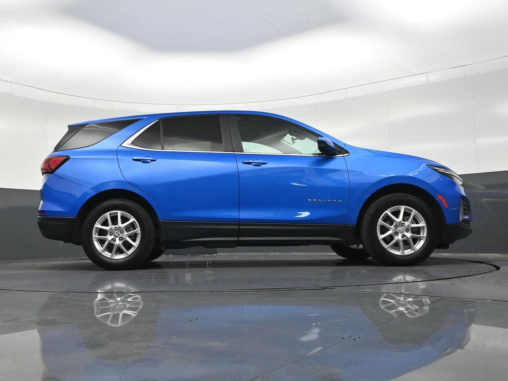 Used 2024 Chevrolet Equinox LT FWD image 28