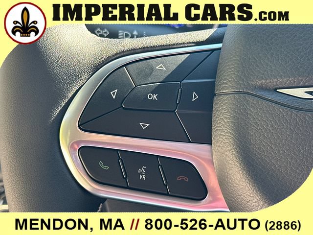 New 2027 Chrysler Pacifica Select AWD/4WD image 26