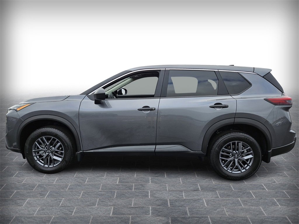 New 2026 Nissan Rogue S image 3