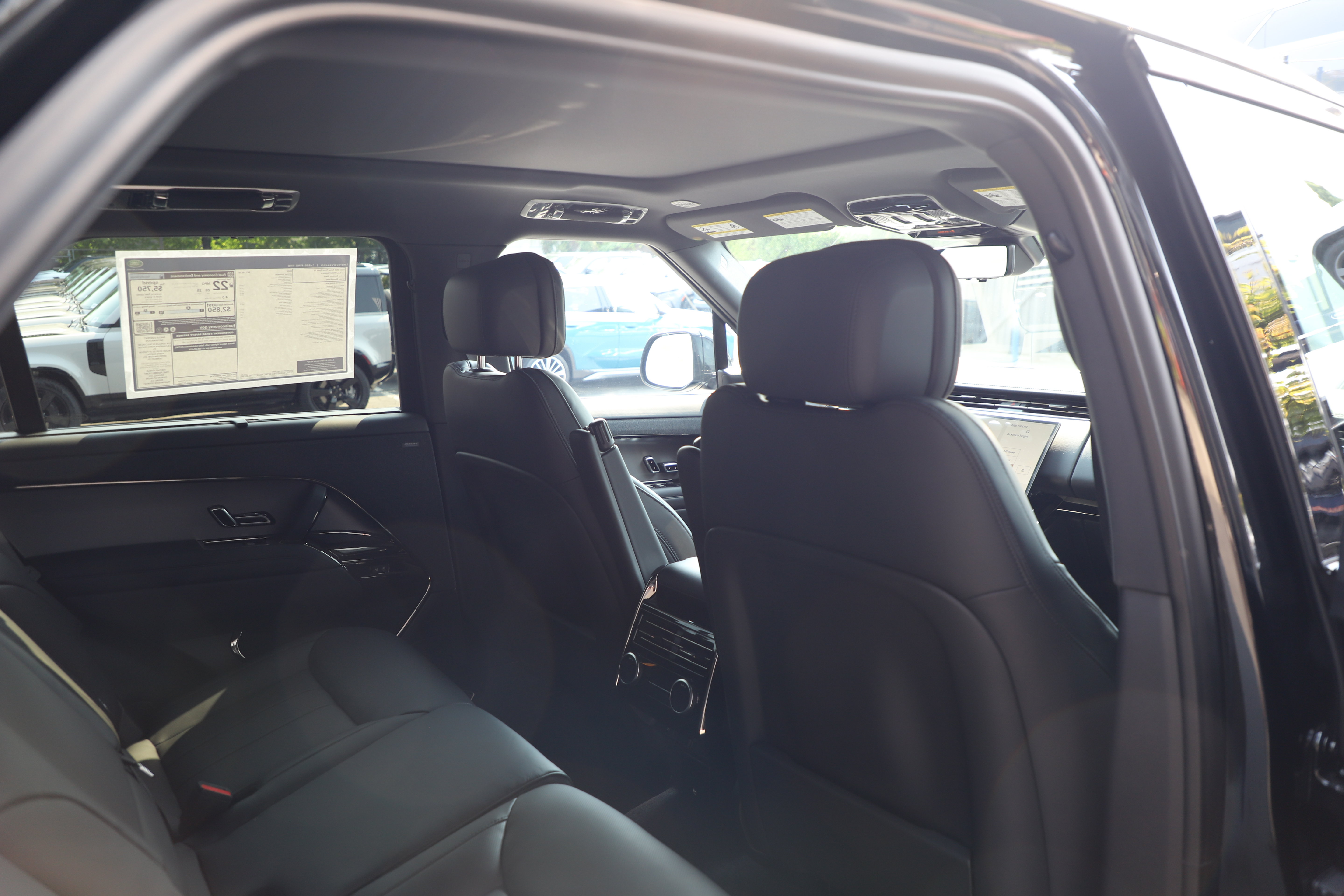 New 2026 Land Rover Range Rover Sport SE AWD/4WD image 11