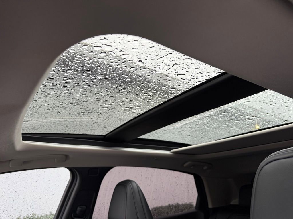 Certified 2023 Nissan Ariya AWD image 16