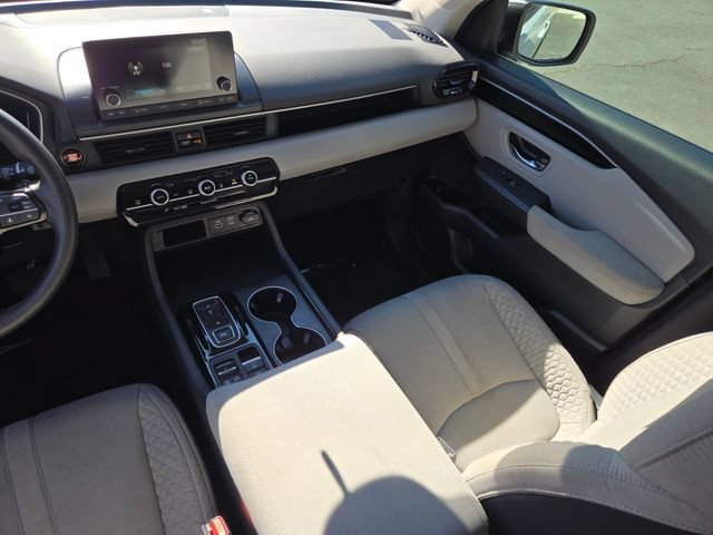 Certified 2023 Honda Pilot LX image 18
