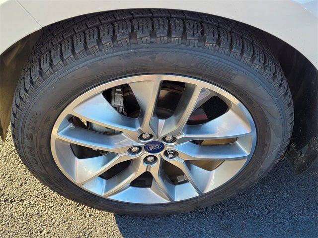 Used 2018 Ford Edge Titanium w/ Technology Package image 8