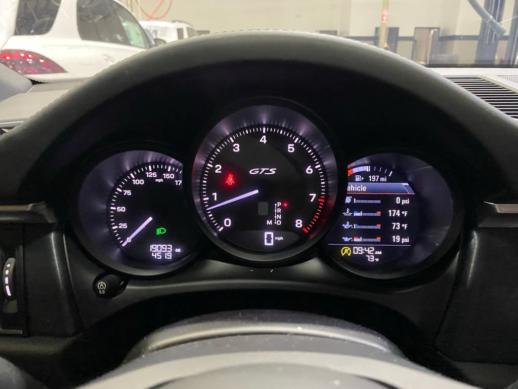 Used 2022 Porsche Macan GTS AWD/4WD image 11