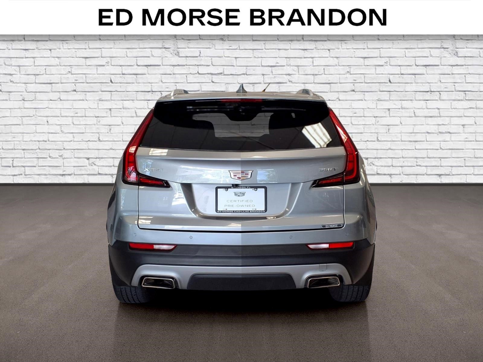 Certified 2023 Cadillac XT4 Premium Luxury w/ Technology Package FWD image 4