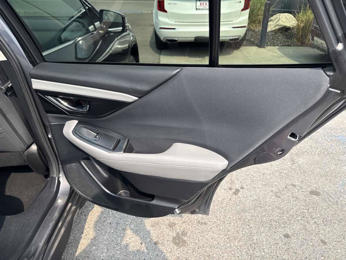 Used 2022 Subaru Outback Premium AWD/4WD image 18