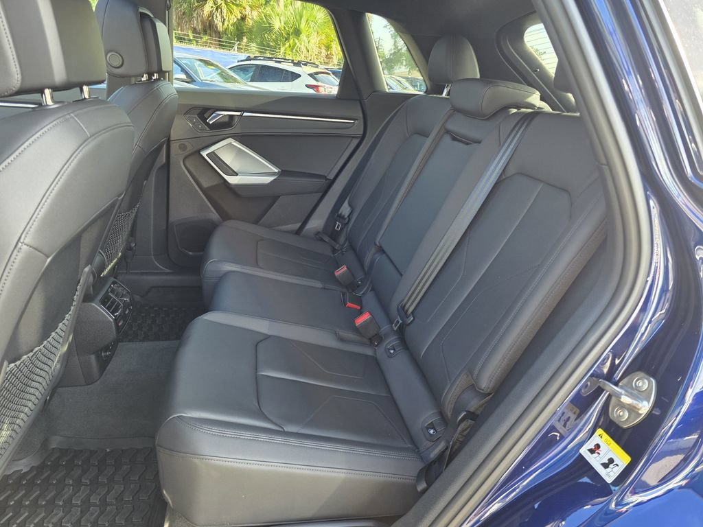 Used 2022 Audi Q3 2.0T Premium Plus AWD/4WD image 16