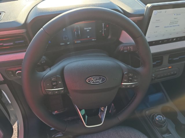 New 2026 Ford Maverick XLT w/ XLT Luxury Package FWD image 16