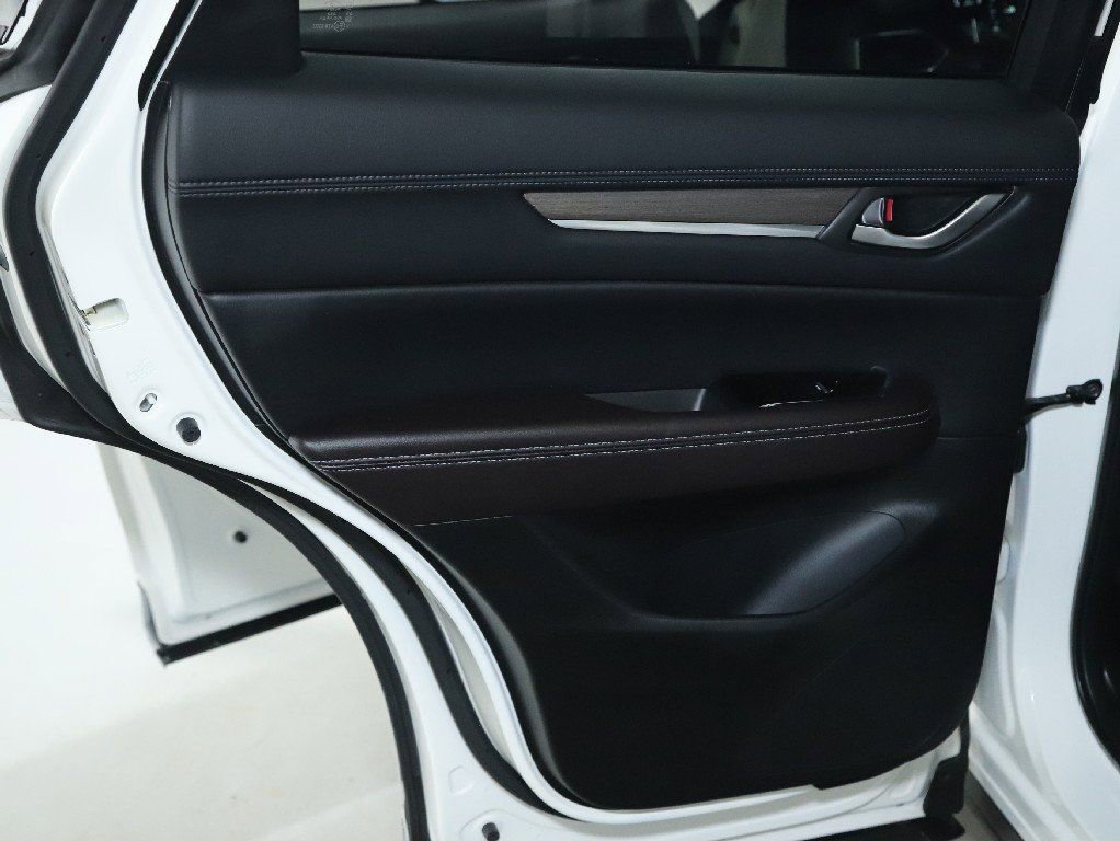 Used 2024 MAZDA CX-5 Signature image 13