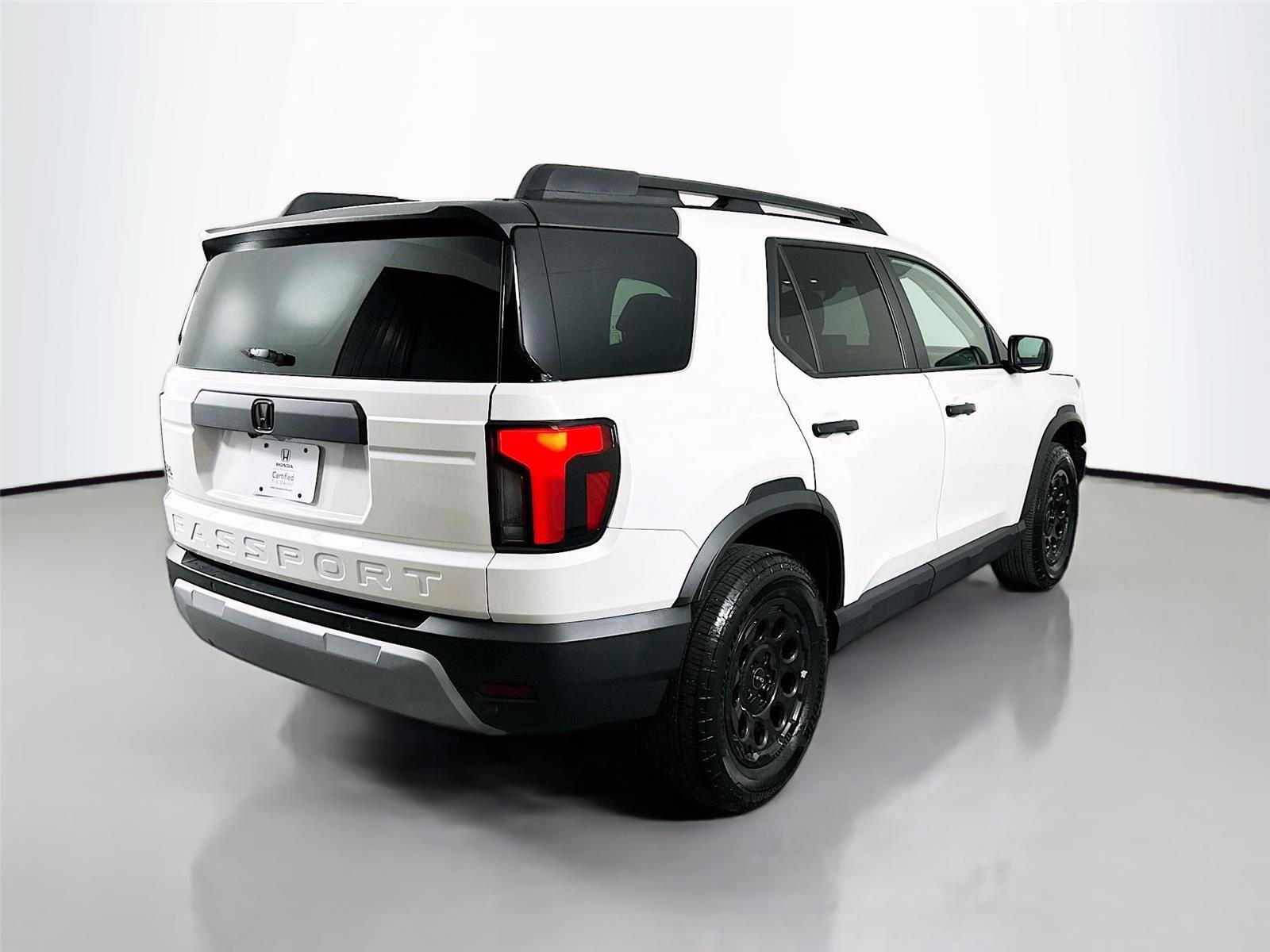 Certified 2026 Honda Passport RTL image 13
