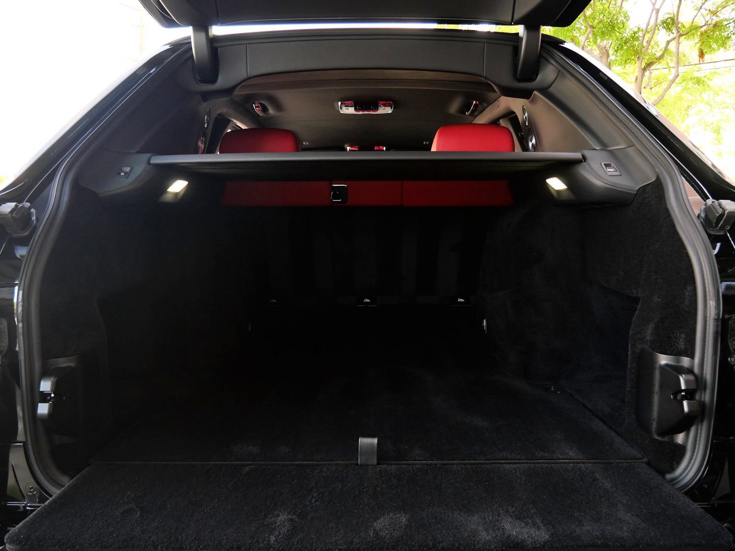 Used 2021 Rolls-Royce Cullinan AWD/4WD image 30