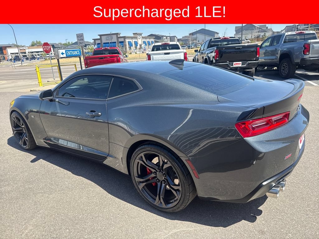 Used 2018 Chevrolet Camaro SS RWD image 2