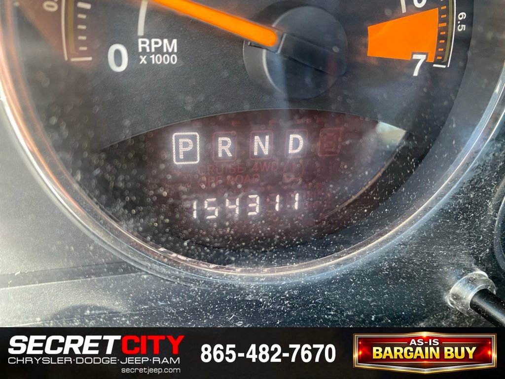 Used 2015 Jeep Compass Latitude w/ Sun/Sound Group AWD/4WD image 19
