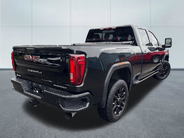 Used 2023 GMC Sierra 3500 Denali w/ Denali Black Diamond Edition AWD/4WD image 4