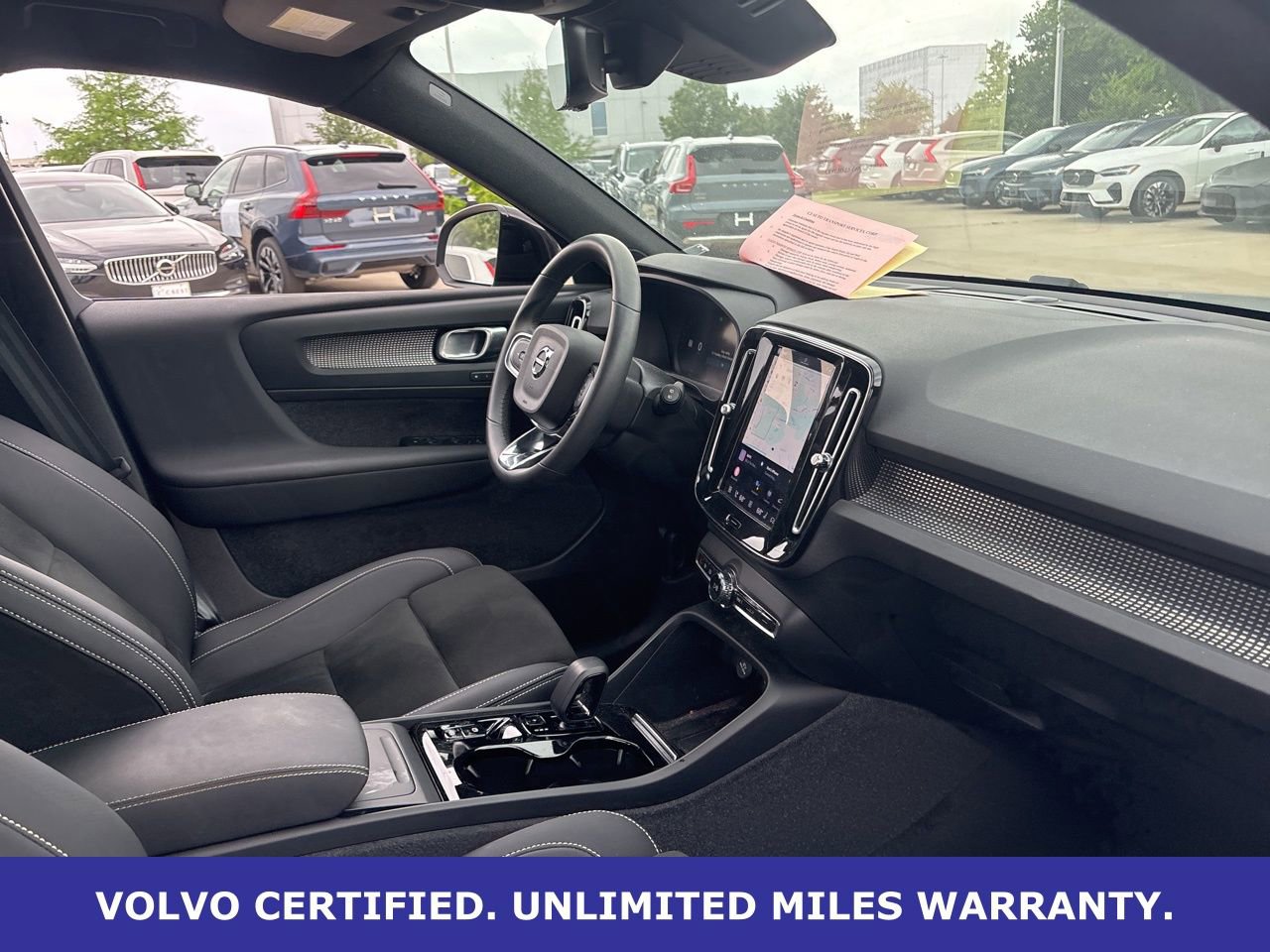 Certified 2023 Volvo XC40 B5 Plus w/ Climate Package image 14