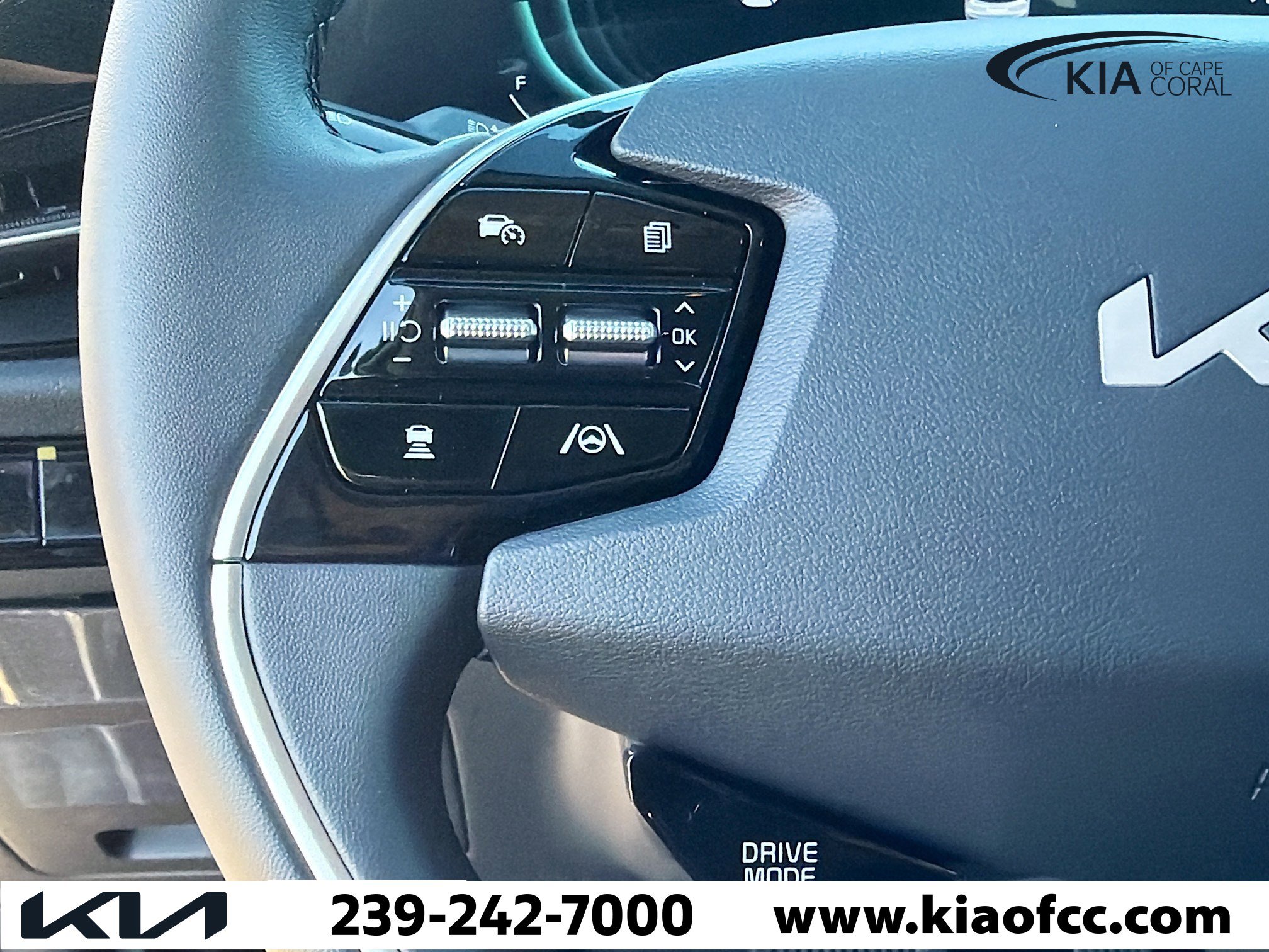 New 2026 Kia Niro EX FWD image 33