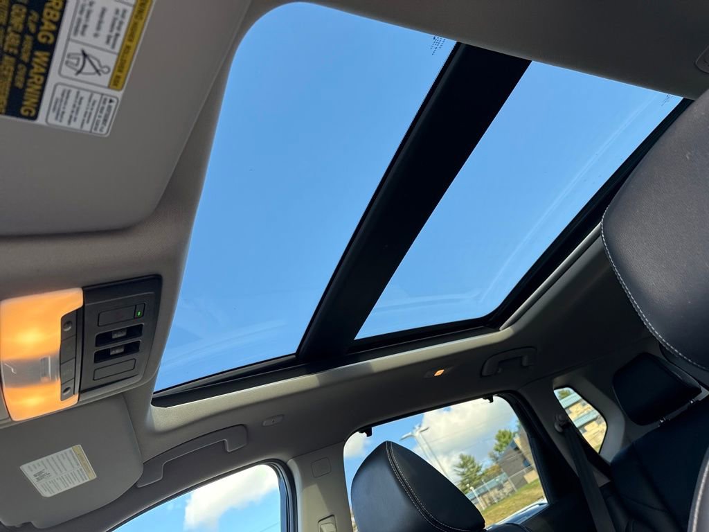 Certified 2024 Nissan Rogue SL w/ SL Premium Package image 23