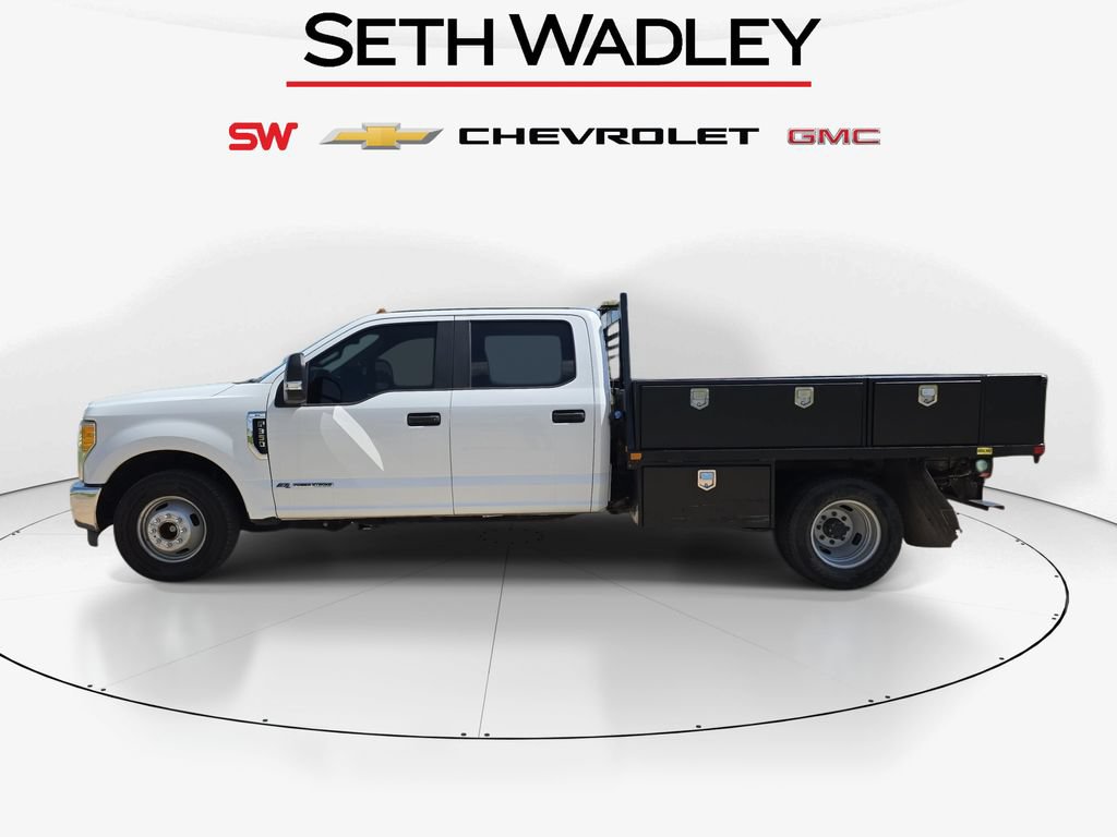 Used 2017 Ford F350 XL w/ Power Equipment Group RWD image 4