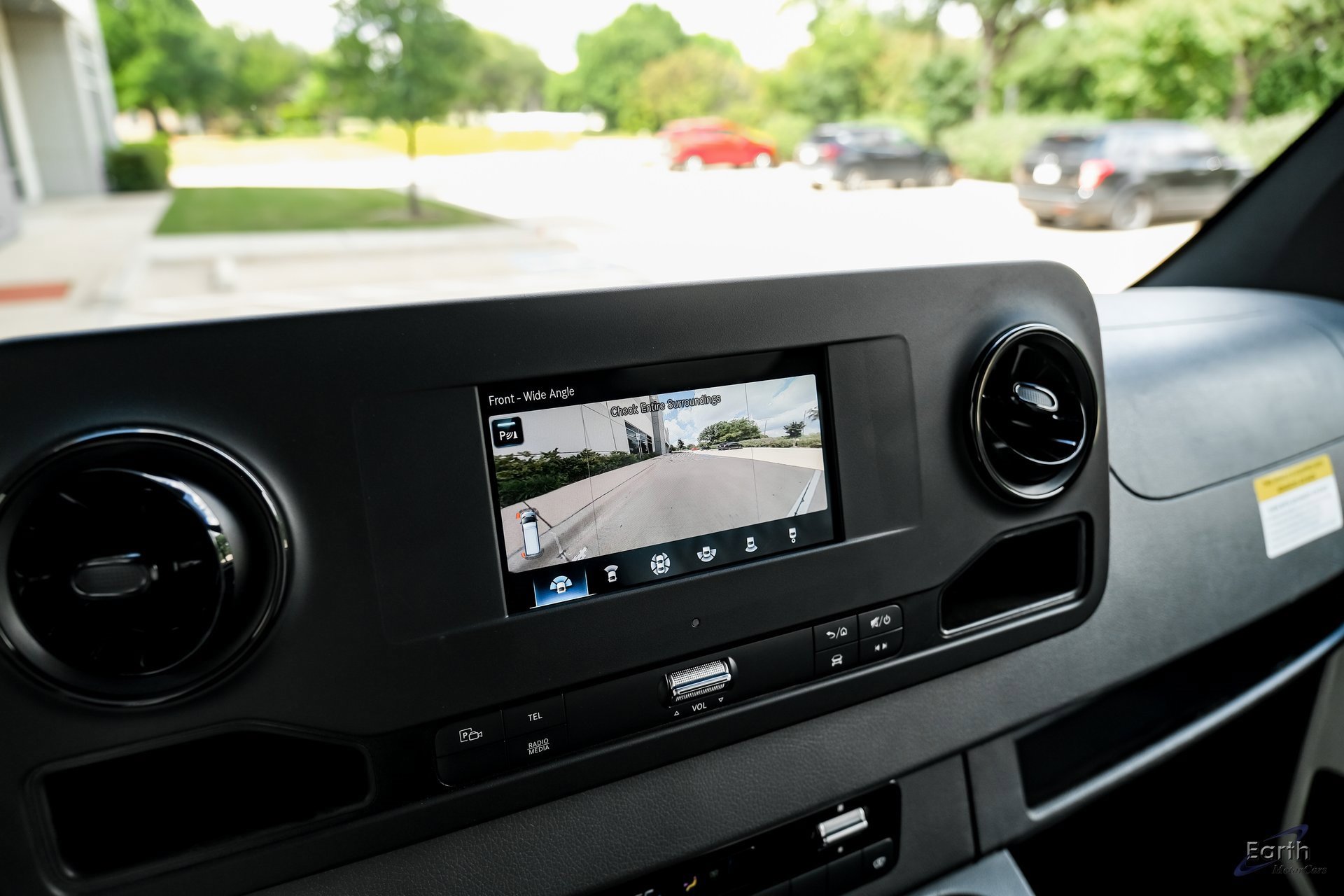 Used 2022 Mercedes-Benz Sprinter 2500 image 50