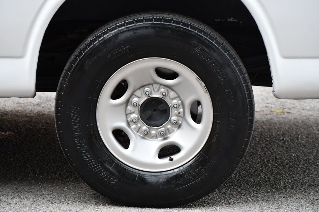 Used 2022 Chevrolet Express 3500 LS image 17