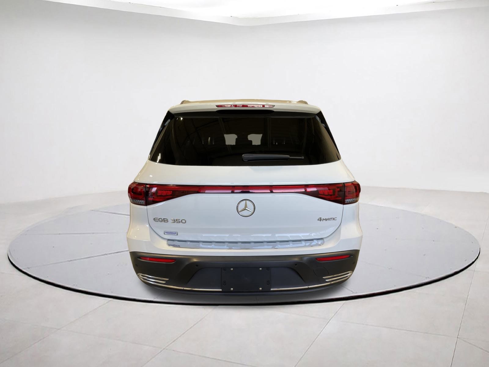 Used 2023 Mercedes-Benz EQB 350 4MATIC SUV w/ Pinnacle Package image 5