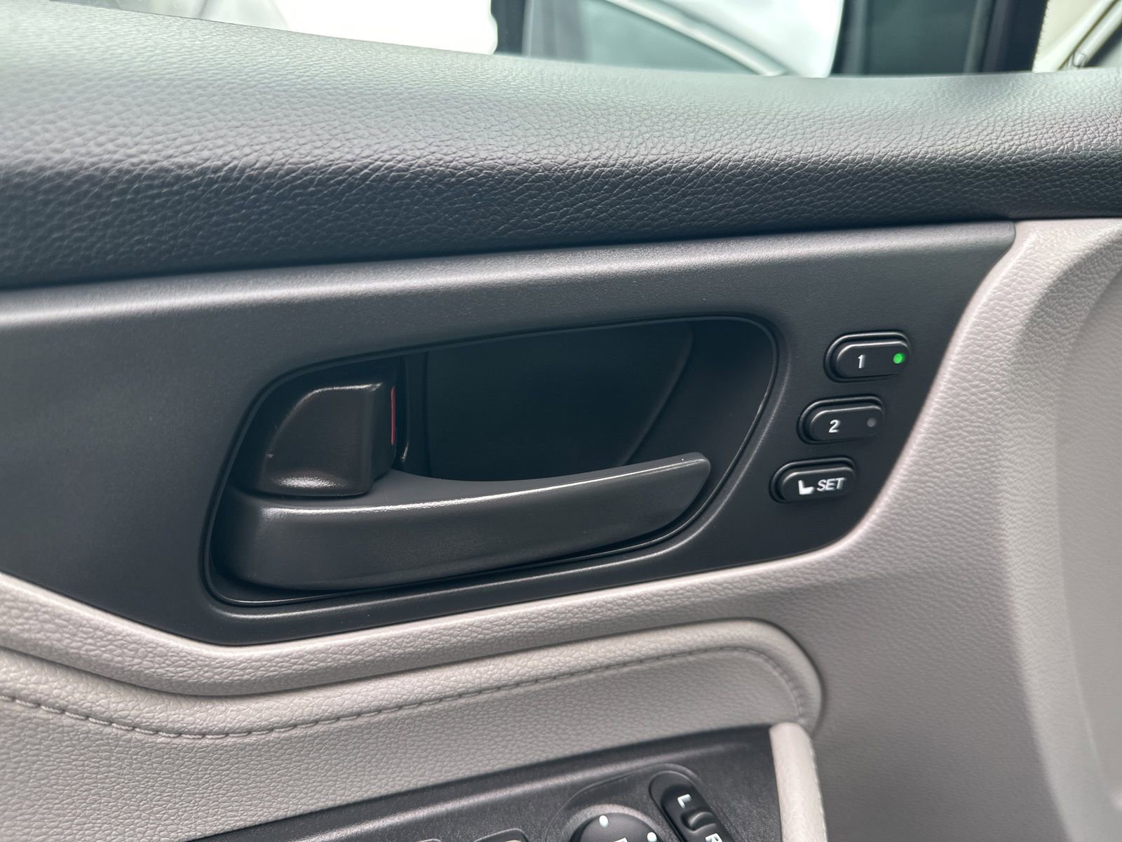 Used 2019 Honda Odyssey EX-L image 16
