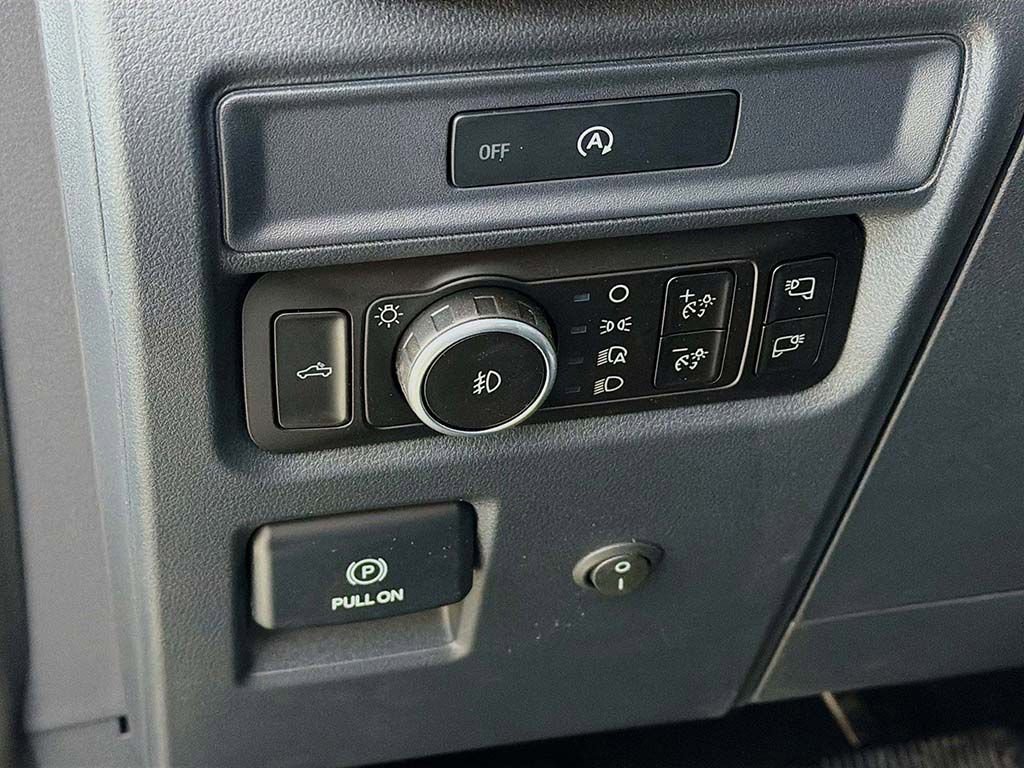 New 2025 Ford F150 XLT w/ Equipment Group 302A MID image 28