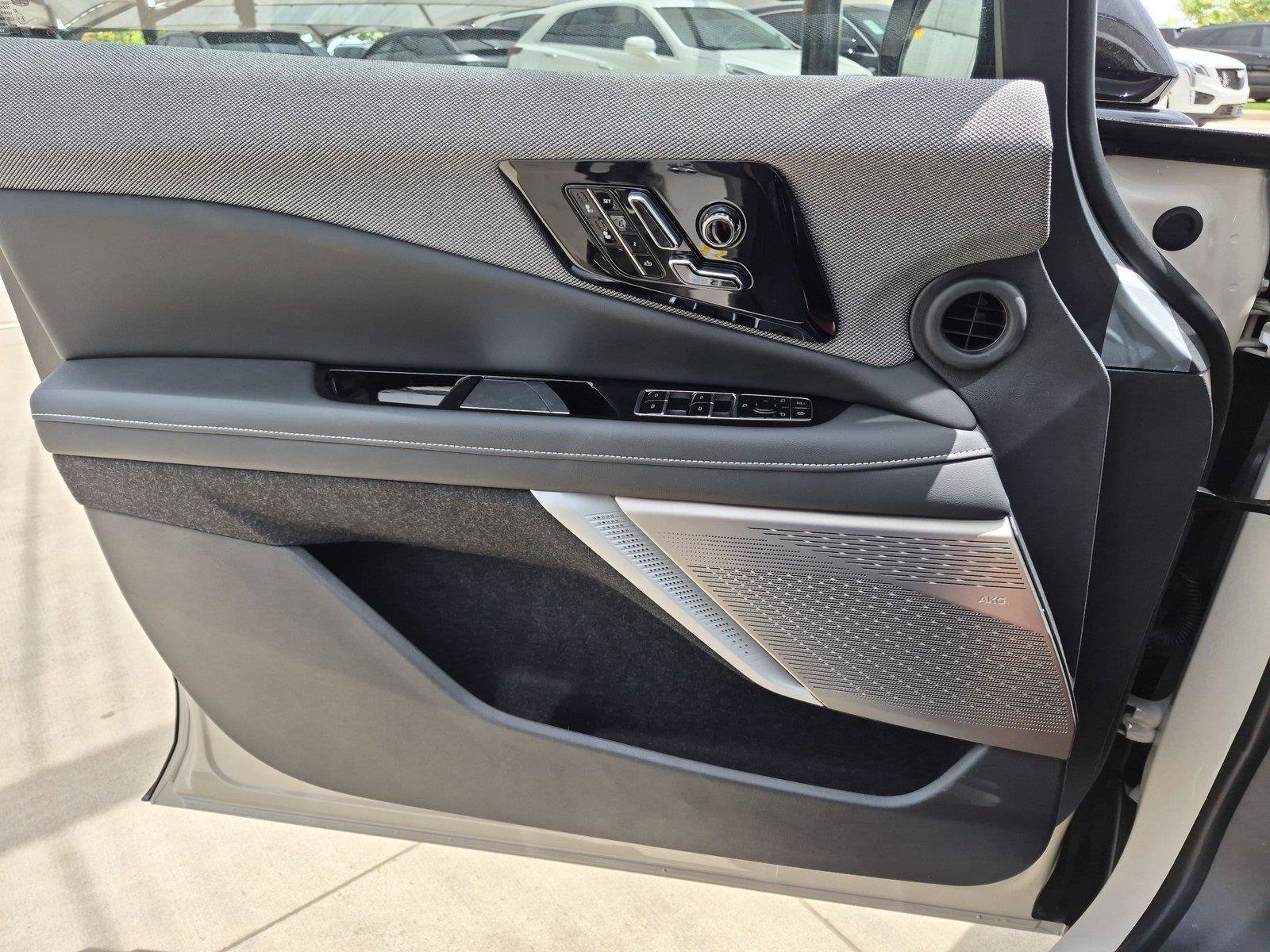New 2027 Cadillac Optiq Luxury RWD image 24