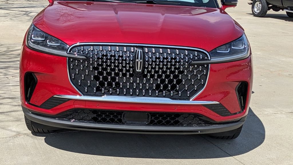 Used 2025 Lincoln Aviator Reserve w/ Luxury Package image 9