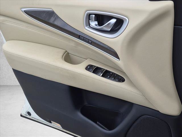 Used 2020 INFINITI QX60 Luxe w/ Essential Package FWD image 10