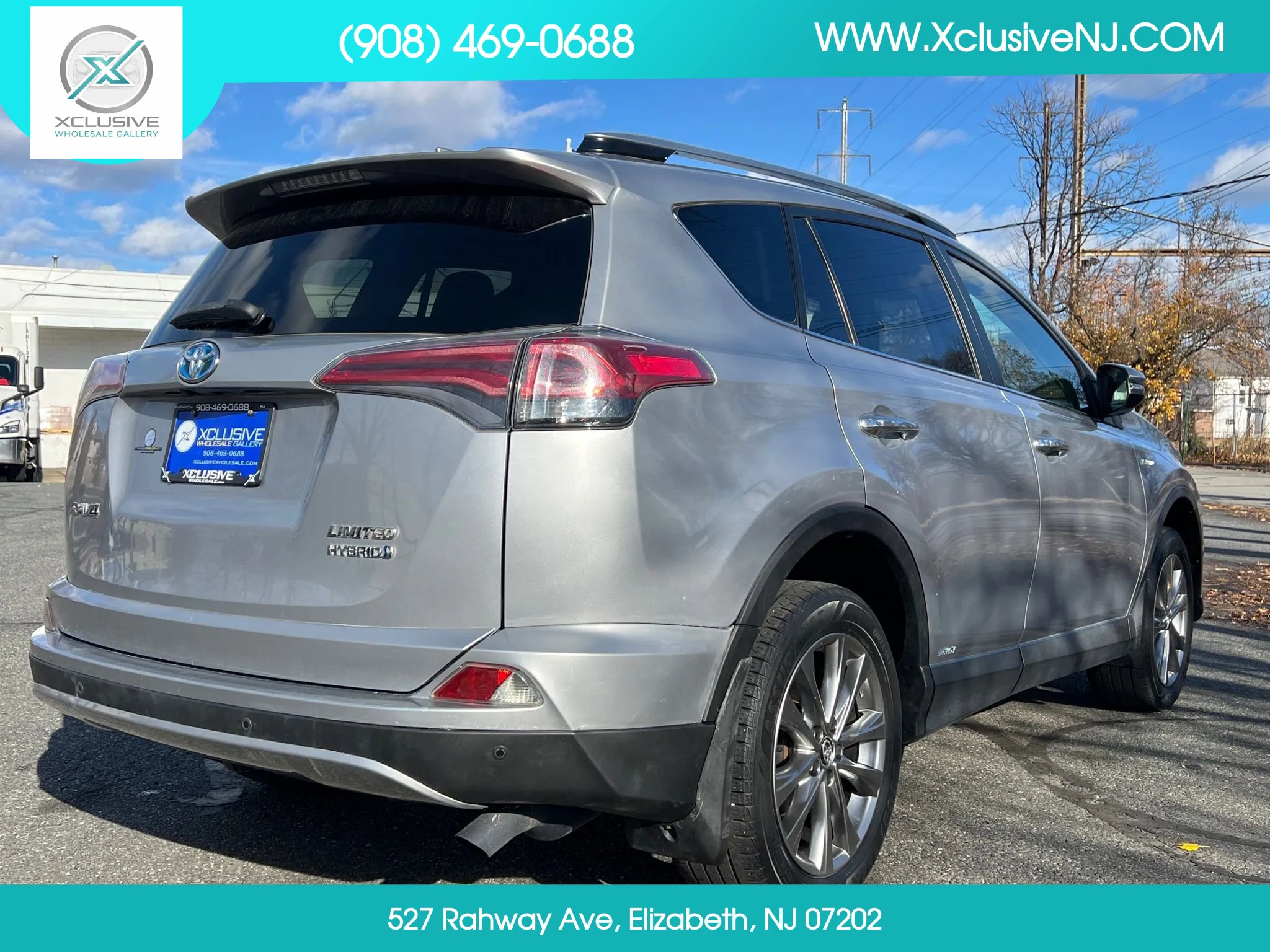 Used 2017 Toyota RAV4 Limited w/ All Weather Liner Package image 4