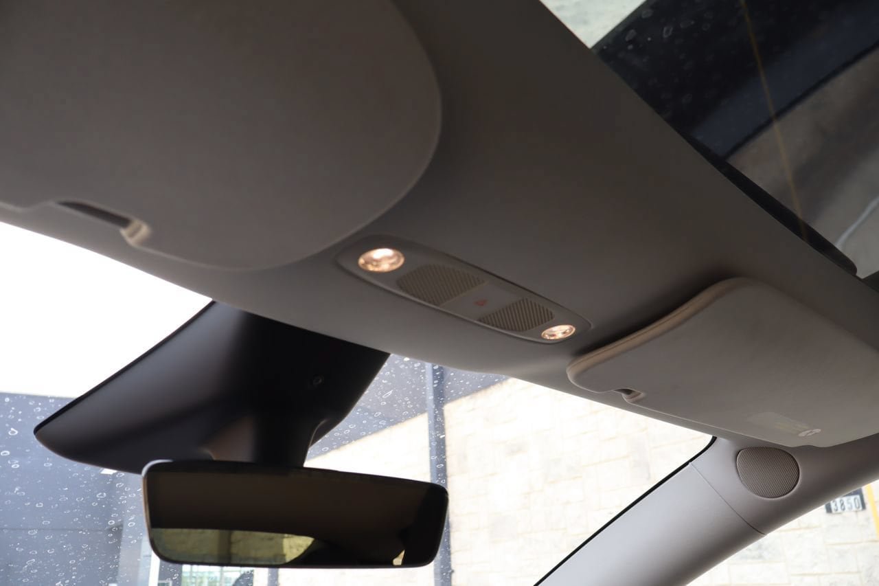 Used 2025 Tesla Model Y Long Range RWD image 21
