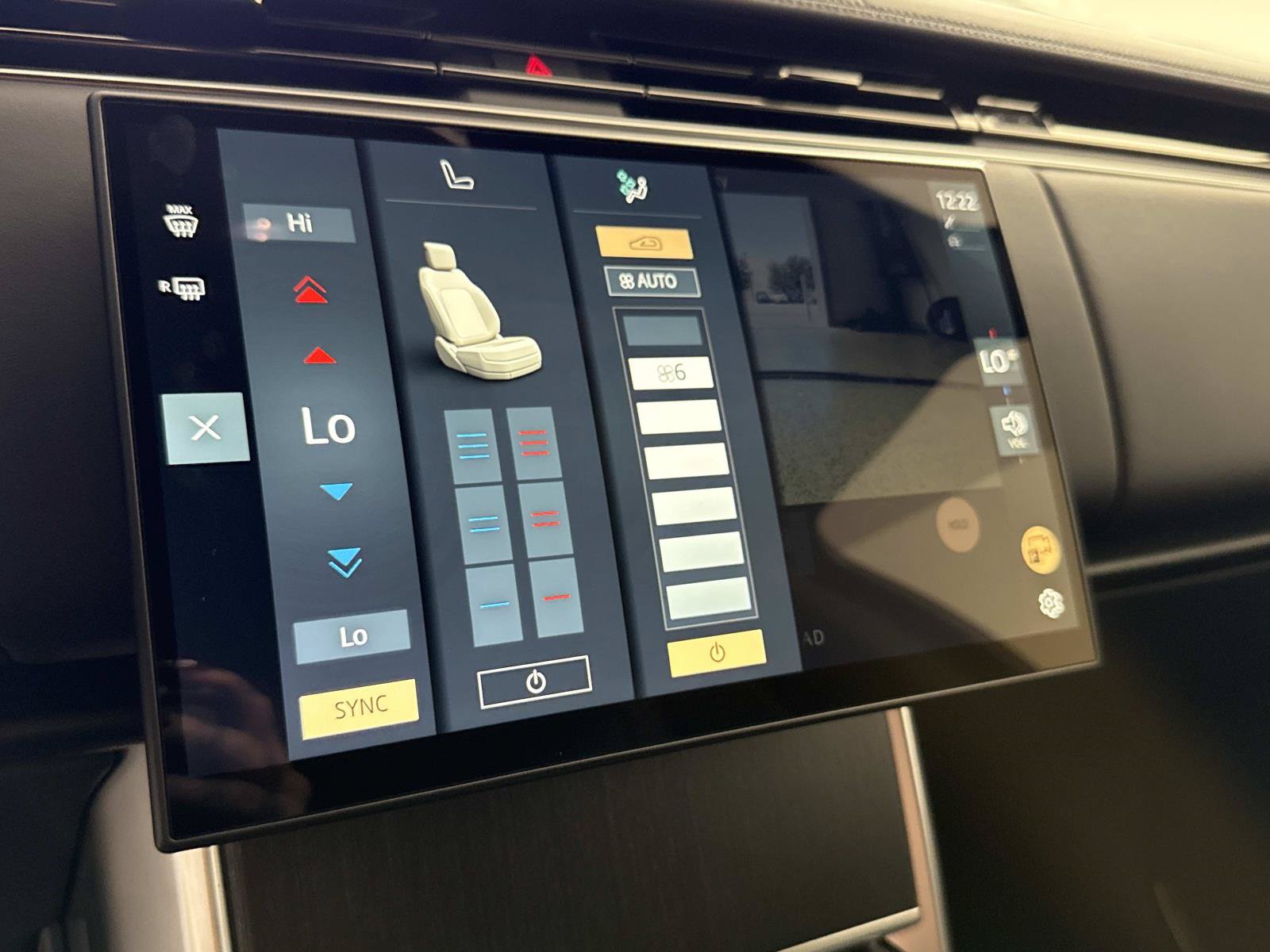 New 2026 Land Rover Range Rover SE AWD/4WD image 27