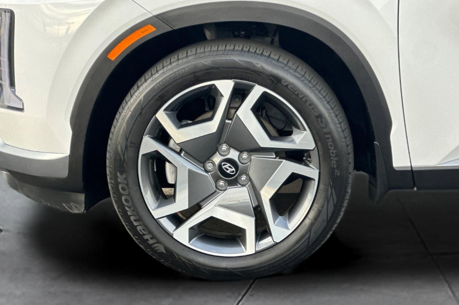 Used 2024 Hyundai Palisade SEL w/ Premium Package image 30