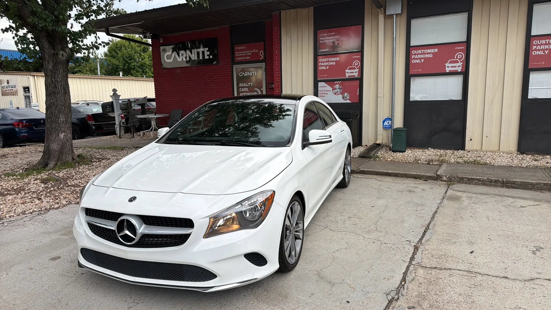 Used 2019 Mercedes-Benz CLA 250 4MATIC image 1