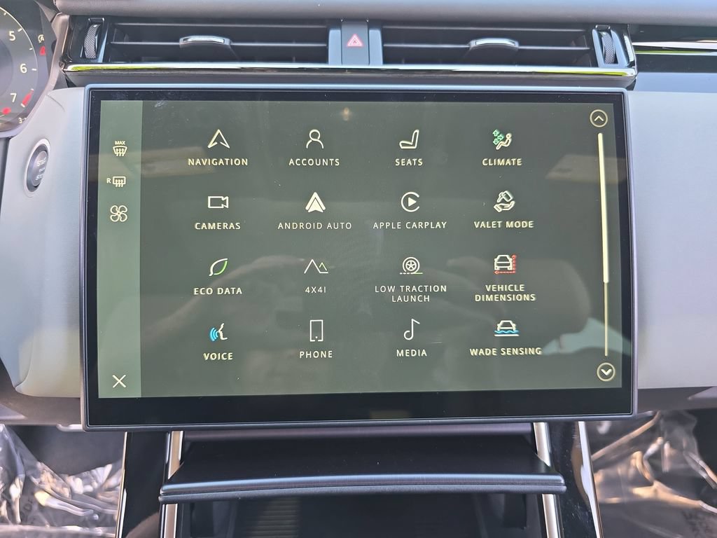Certified 2026 Land Rover Range Rover Velar Dynamic SE AWD/4WD image 21