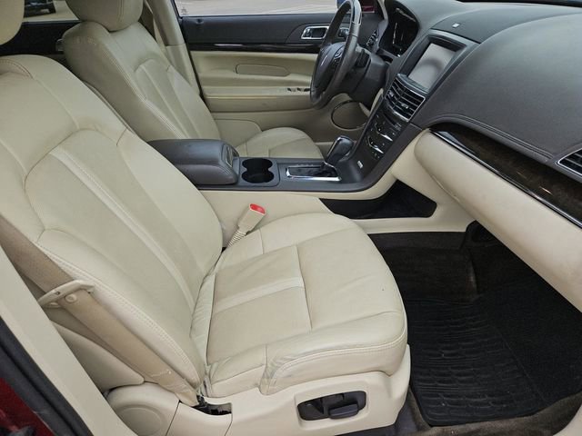 Used 2015 Lincoln MKT AWD w/ Equipment Group 201A image 33