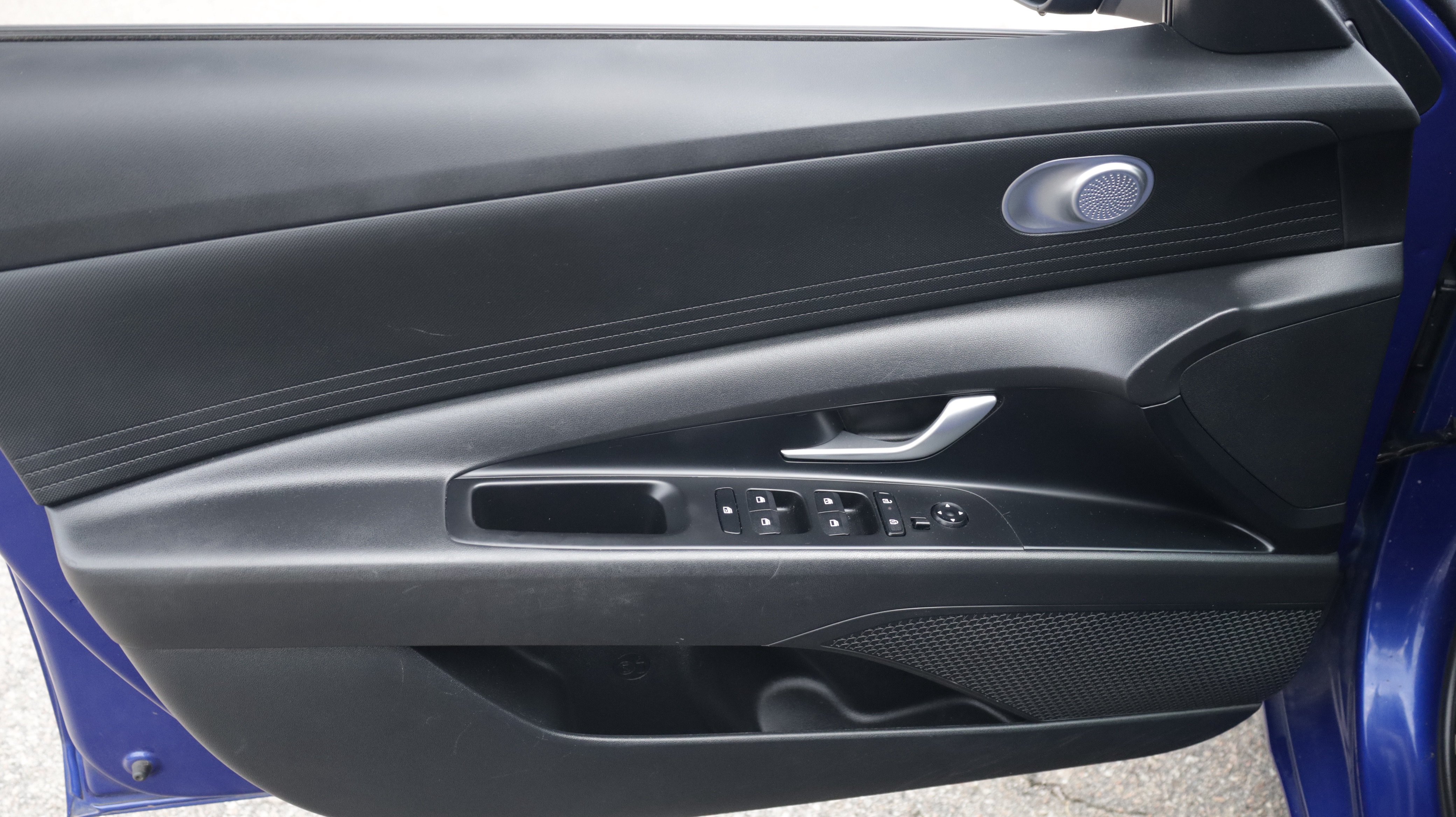Used 2024 Hyundai Elantra SEL FWD image 17