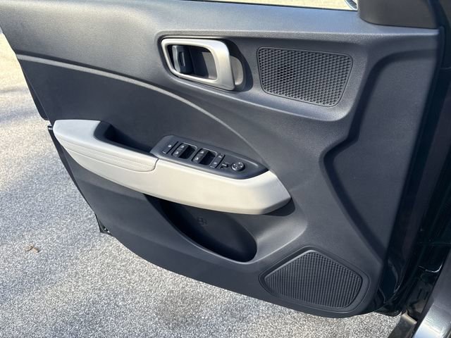 New 2025 Hyundai Venue Limited image 33