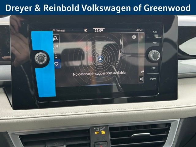 New 2026 Volkswagen Taos SEL image 17