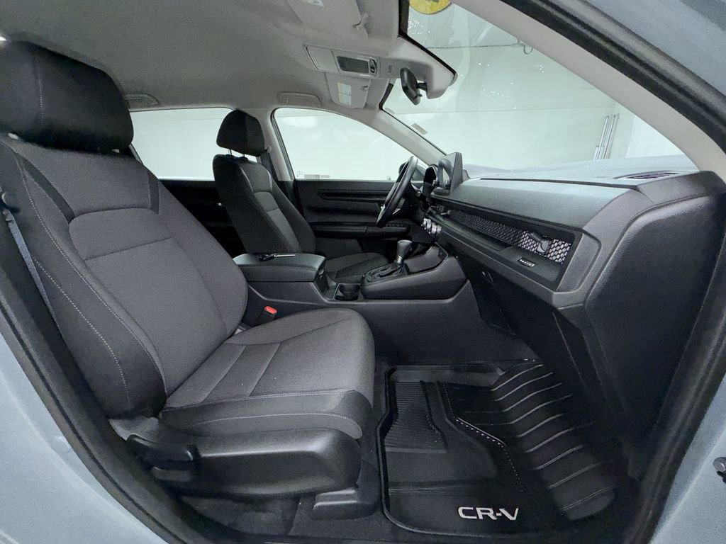 Used 2024 Honda CR-V LX image 11